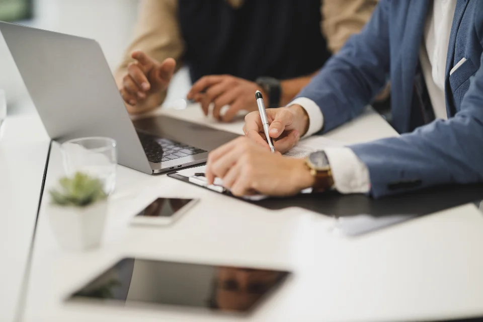 Planning a business mobile app before development begins — Zylax guide